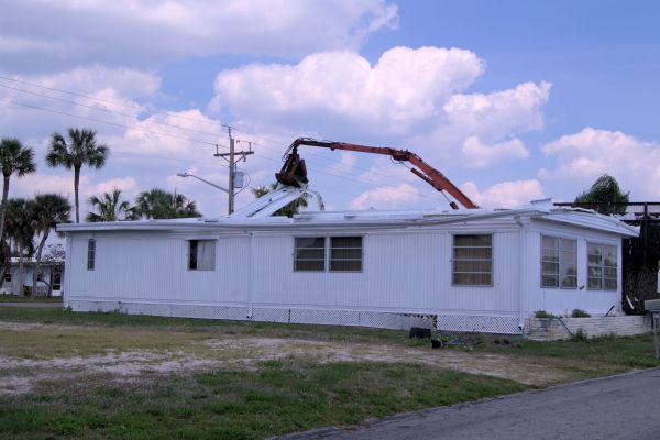 Mobile Home Demolition in Baton Rouge