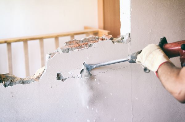 Concrete Wall Removal in Baton Rouge